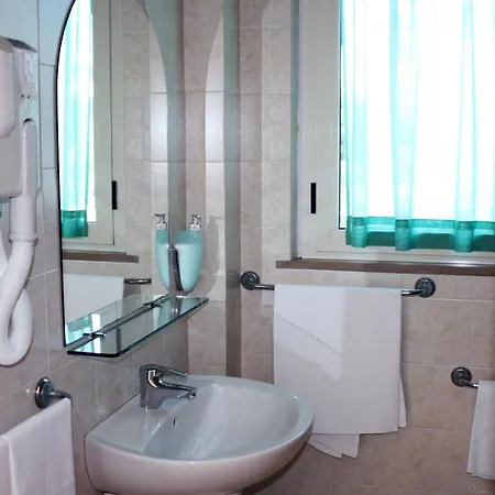 San Remo Hotel 3*